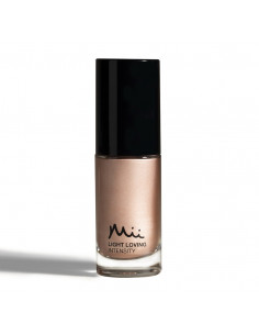 Mii Light Loving Intensity 01 Femme Fatale -  płynny rozświetlacz 30ml