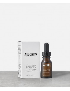 Medik8 Intelligent Retinol 6TR™ 15 ml Przeciwstarzeniowe serum do twarzy z witaminą A 0,6%